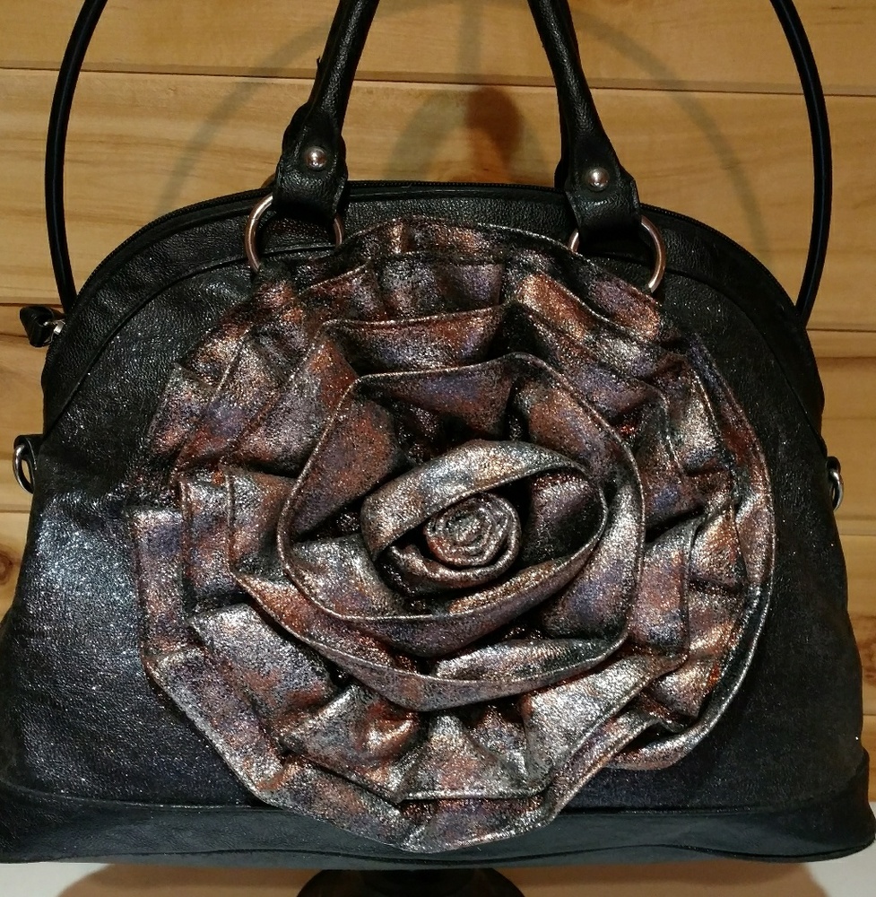 Beautiful Black Copper Sparkly Handheld Purse